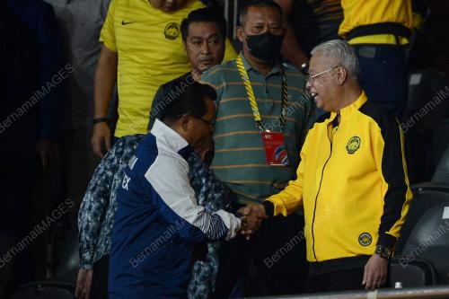 DATUK ISMAIL SABRI YAAKOB