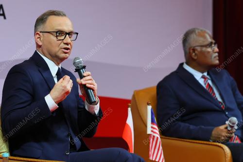 ANDRZEJ DUDA