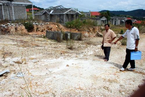 PERUMAHAN DESA KERAYONG