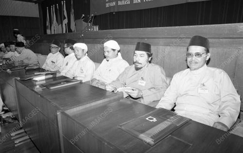 KL26_12012015_MUKTAMAR_PAS