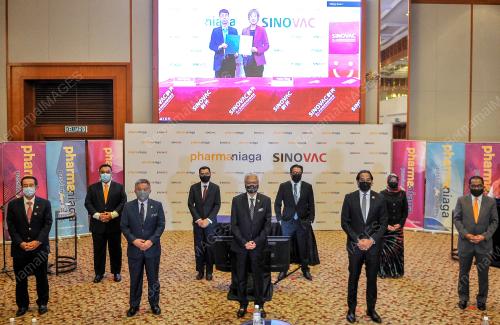 DATUK SERI ISMAIL SABRI YAAKOB