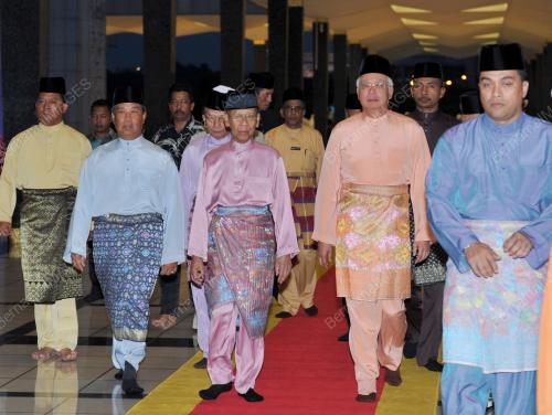 KL26_12042012_AGONG_YASSIN