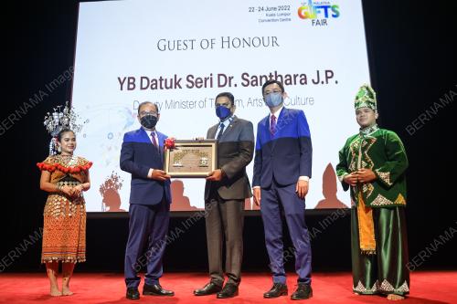 DATUK SERI DR SANTHARA KUMAR