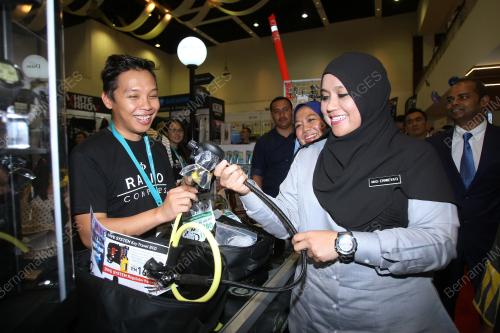 KL26_12052017_EXPO_BN201709053012
