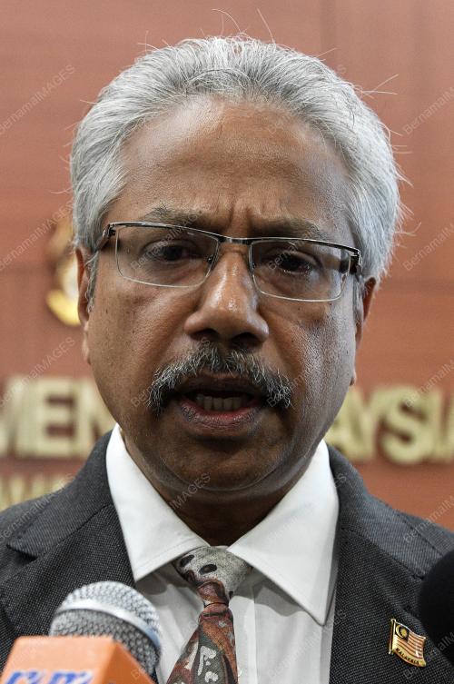 P WAYTHA MOORTHY