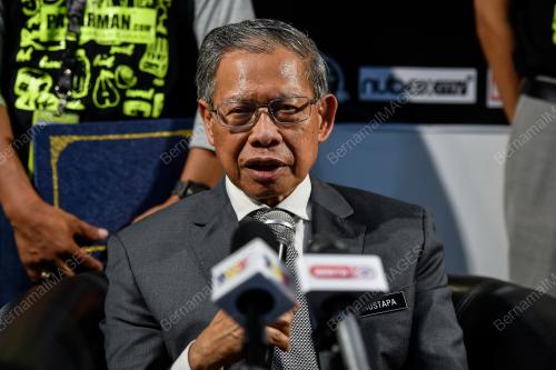 DATUK SERI MUSTAPA MOHAMED