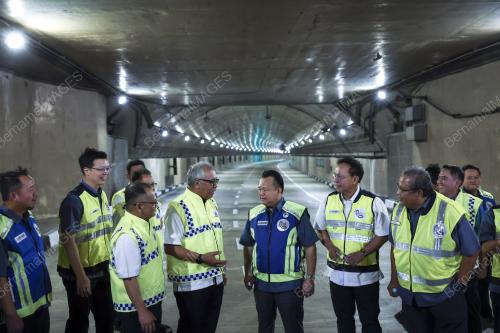 DATUK SERI ALEXANDER NANTA LINGGI