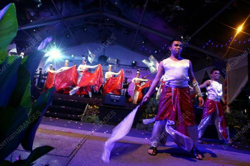 KL26_13122014_MEDAN_PASAR