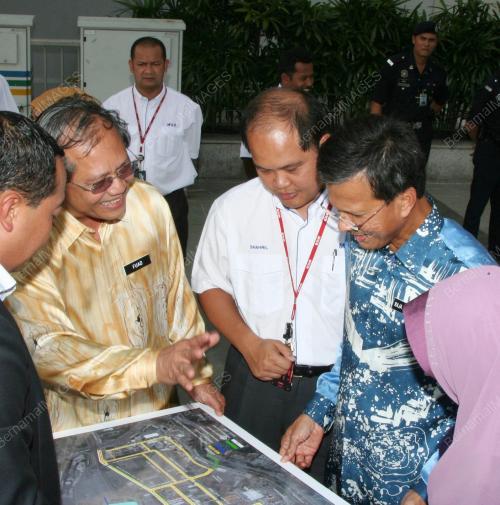 RAJA NONG CHIK RAJA ZAINAL ABIDIN