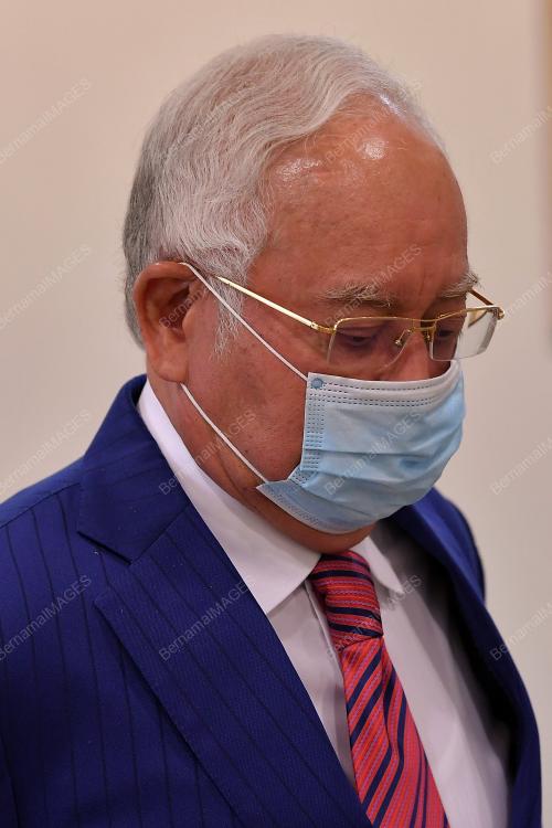 DATUK SERI NAJIB TUN RAZAK