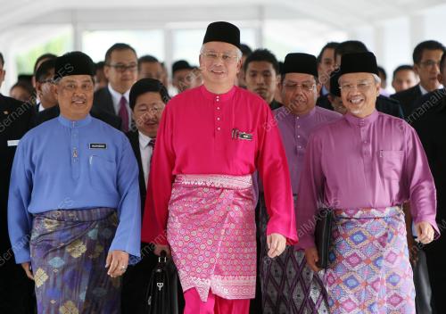 MOHD NAJIB TUN ABDUL RAZAK