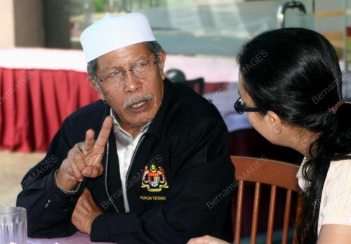 MUSTAFA JANTAN