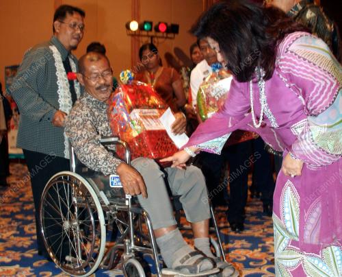 ROSMAH MANSOR