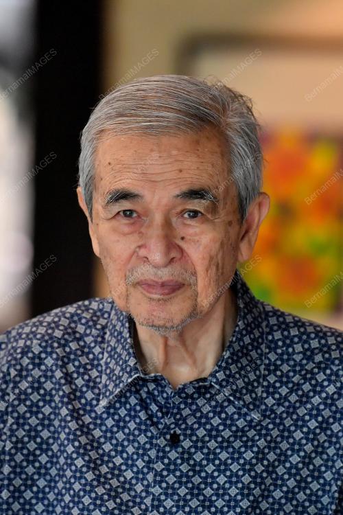 TUN ABDULLAH AHMAD BADAWI