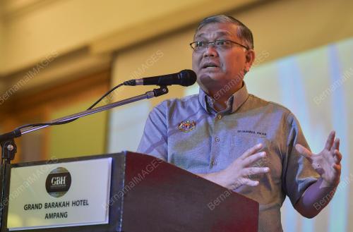 DATUK SERI DR SHAMSUL ANUAR NASARAH