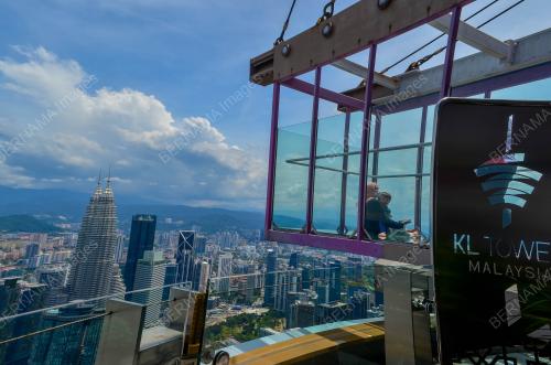 TINJAUAN PELANCONGAN MENARA KL
