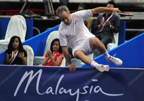 JOHN MCENROE