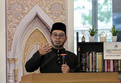 DR. ZULKIFLI HASAN