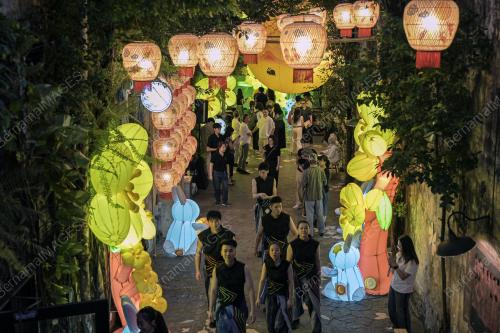 MID AUTUMN FESTIVAL