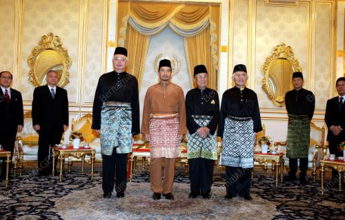 TUANKU MIZAN ZAINAL ABIDIN