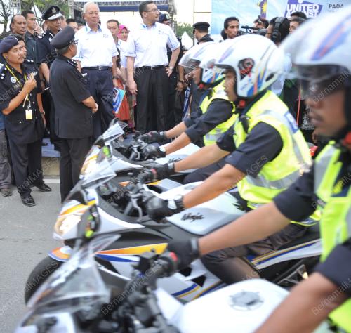 KL26_19122012_PM_POLIS