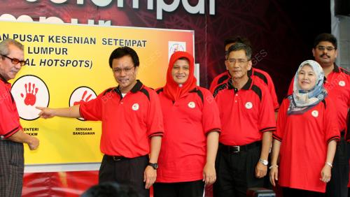 MOHD SHAFIE APDAL