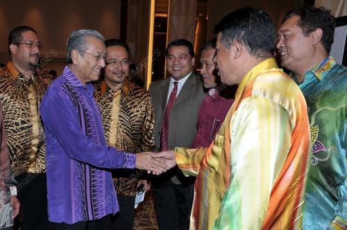 KL26_20122012_TUN_UIAM