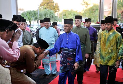 KL26_21062016_AGONG