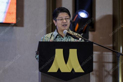 DATUK EWON BENEDICK
