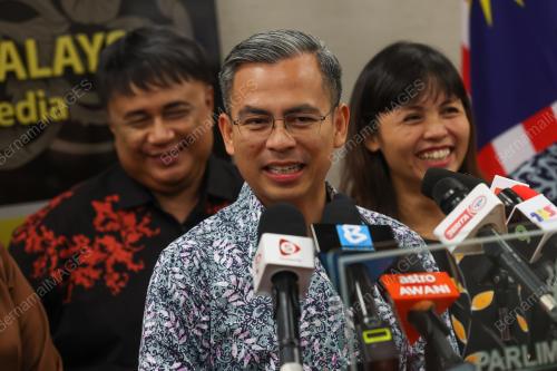 FAHMI FADZIL