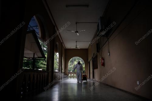 DISINFEKSI MASJID