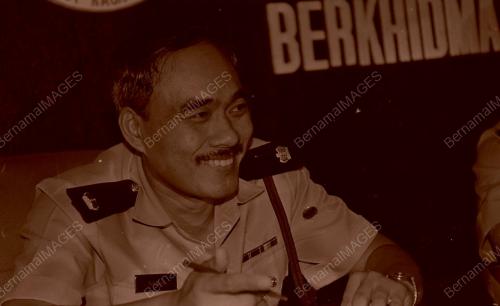 KPD AMPANG BERSAMA BARANG-BARANG RAMPASAN