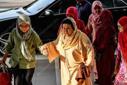 DATIN SERI ROSMAH MANSOR