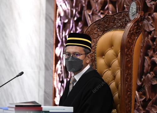 TAN SRI AZHAR AZIZAN HARUN