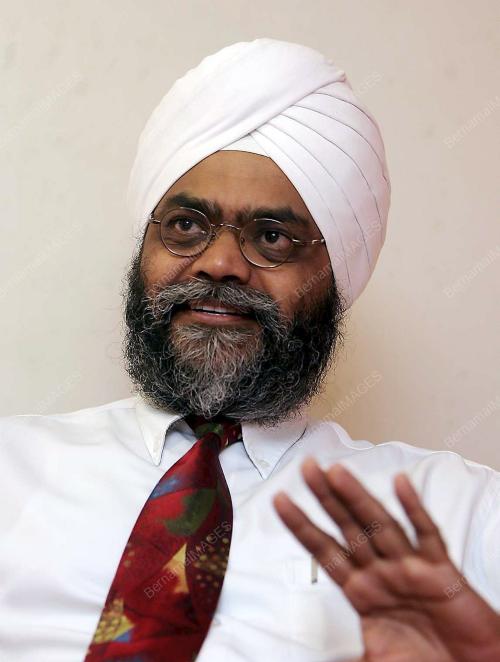 DR. B. S. BAINS