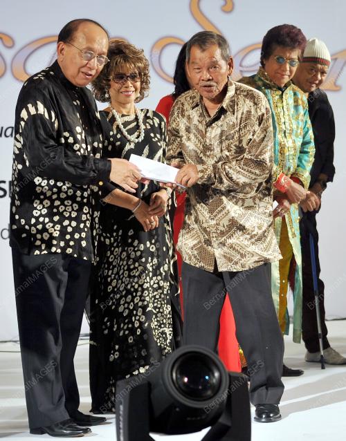 KL26_24112013_MAKAN_AMAL