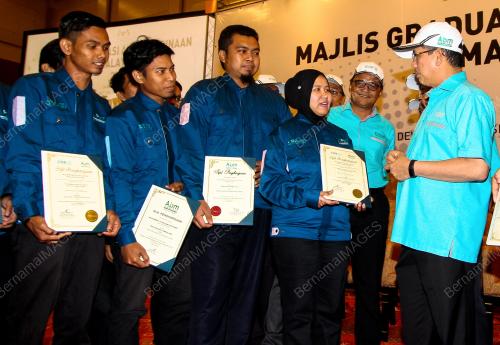 KL26_24112015_ABM