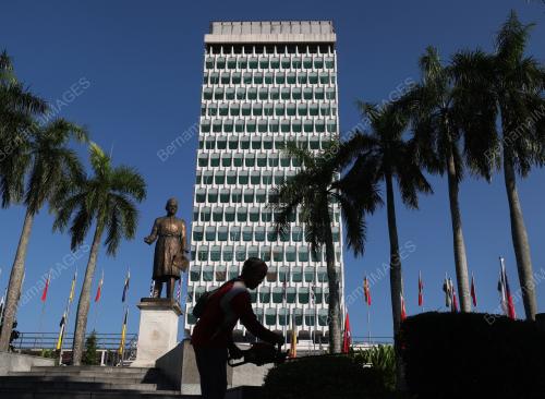 ISTIADAT PEMBUKAAN PENGGAL KETIGA MAJLIS PARLIMEN KE-15