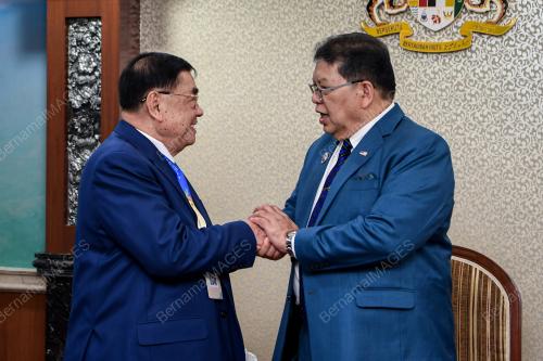 TAN SRI JOHARI ABDUL