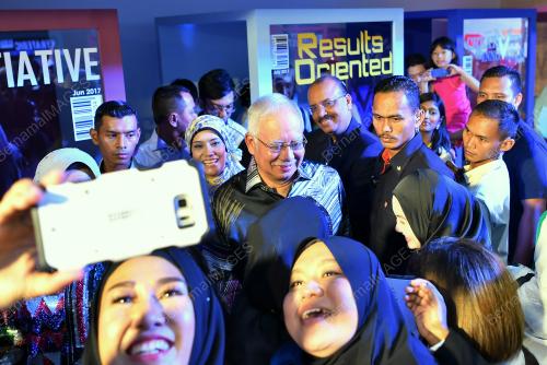 KL26_25082017_MYWIN