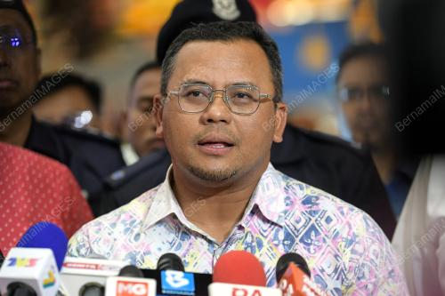 DATUK SERI AMIRUDIN SHARI
