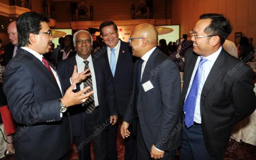 KL26_26052016_BANK_SUMMIT