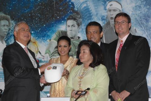 MOHD NAJIB TUN ABDUL RAZAK