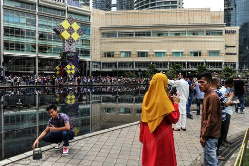 KL26_26062017_WARGA_ASING