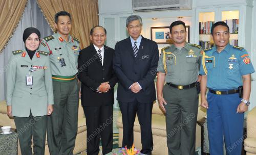 KL26_26112012_ZAHID