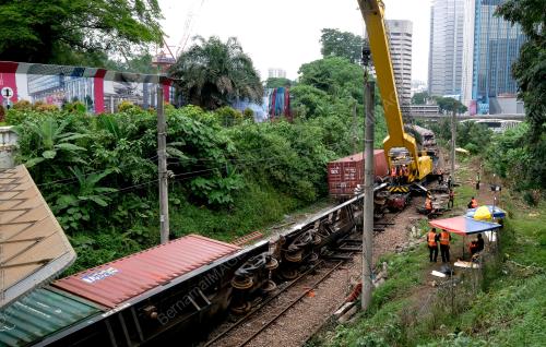 KL26_26112017_TREN_ALIH