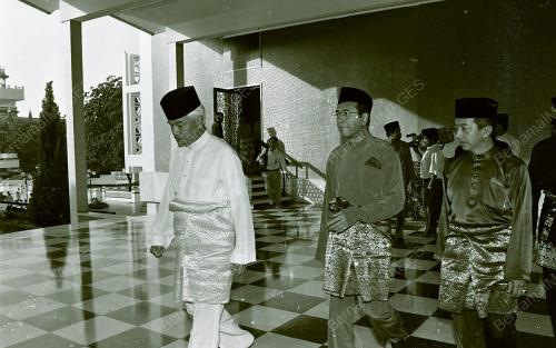 SEMBAHYANG HARI RAYA DI MASJID NEGARA