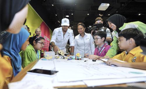 KL26_27092017_AMG_PETRONAS