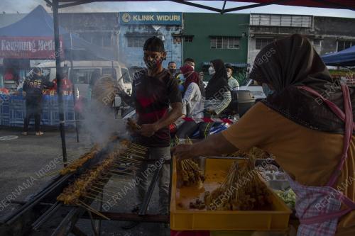 TINJAUAN DI TAPAK MENIAGA TAMAN MEDAN