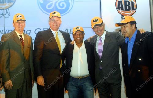 TONY FERNANDES